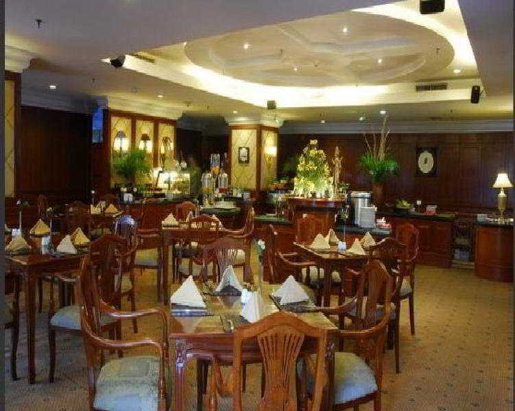Hotel Grand Arkenso Park View Semarang Zewnętrze zdjęcie