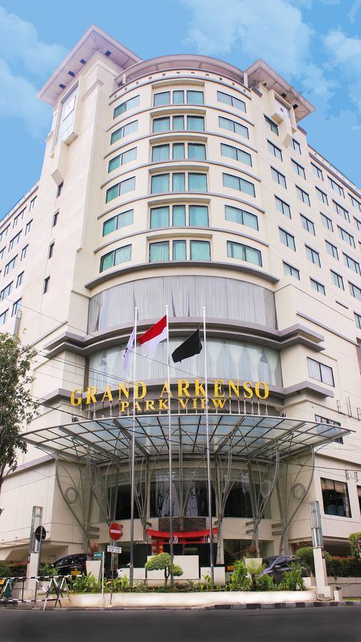 Hotel Grand Arkenso Park View Semarang Zewnętrze zdjęcie