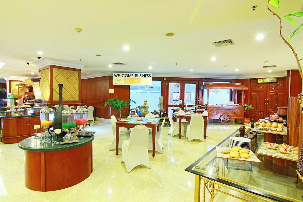 Hotel Grand Arkenso Park View Semarang Zewnętrze zdjęcie